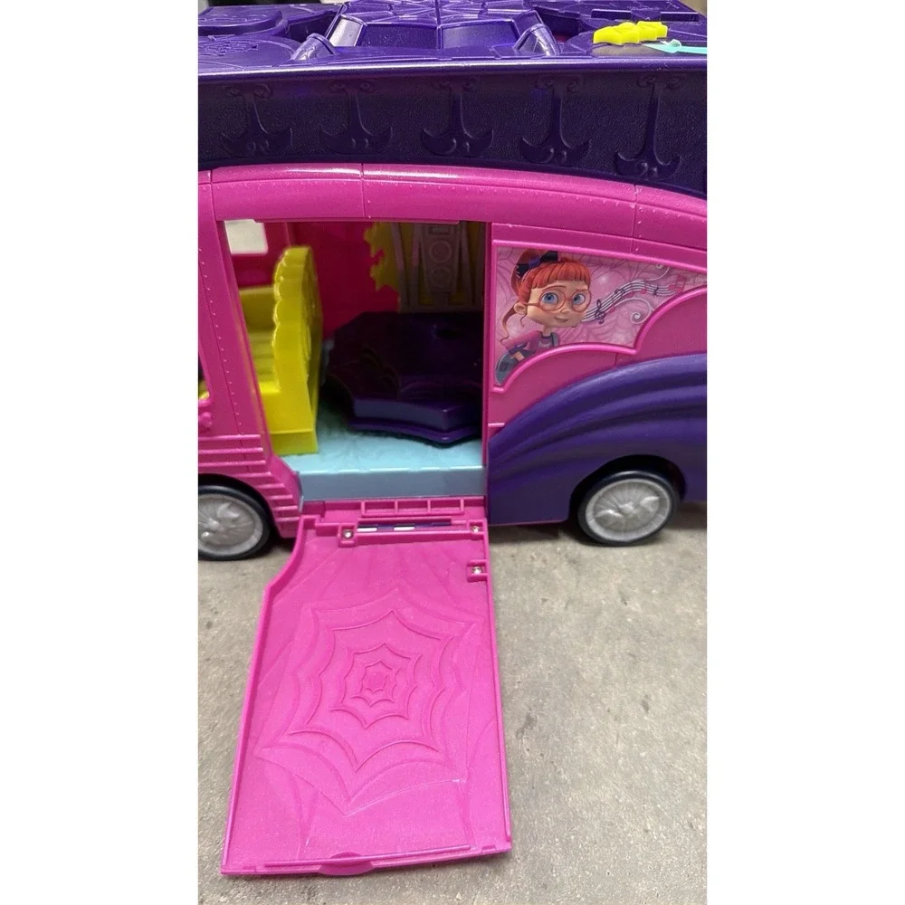 Disney Vampirina Scare B&B Transforming Bus RV Playset Just Play
